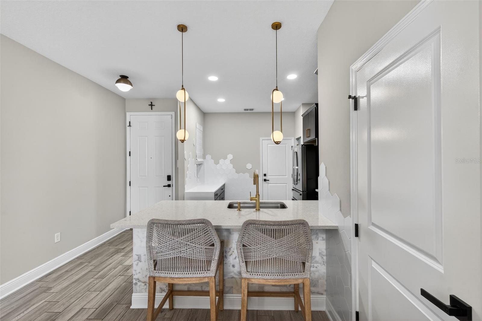2419 FOGGY CREEK CIR, CLEARWATER, FL — photo 10