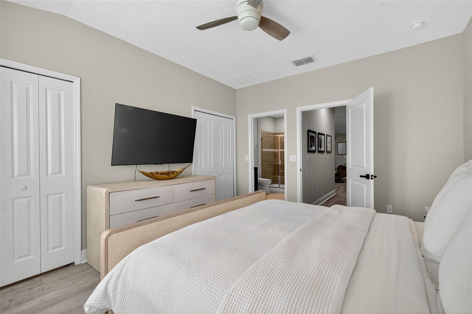 2419 FOGGY CREEK CIR, CLEARWATER, FL — photo 28