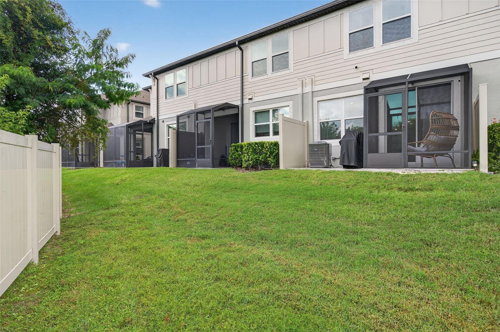 2419 FOGGY CREEK CIR, CLEARWATER, FL — photo 35