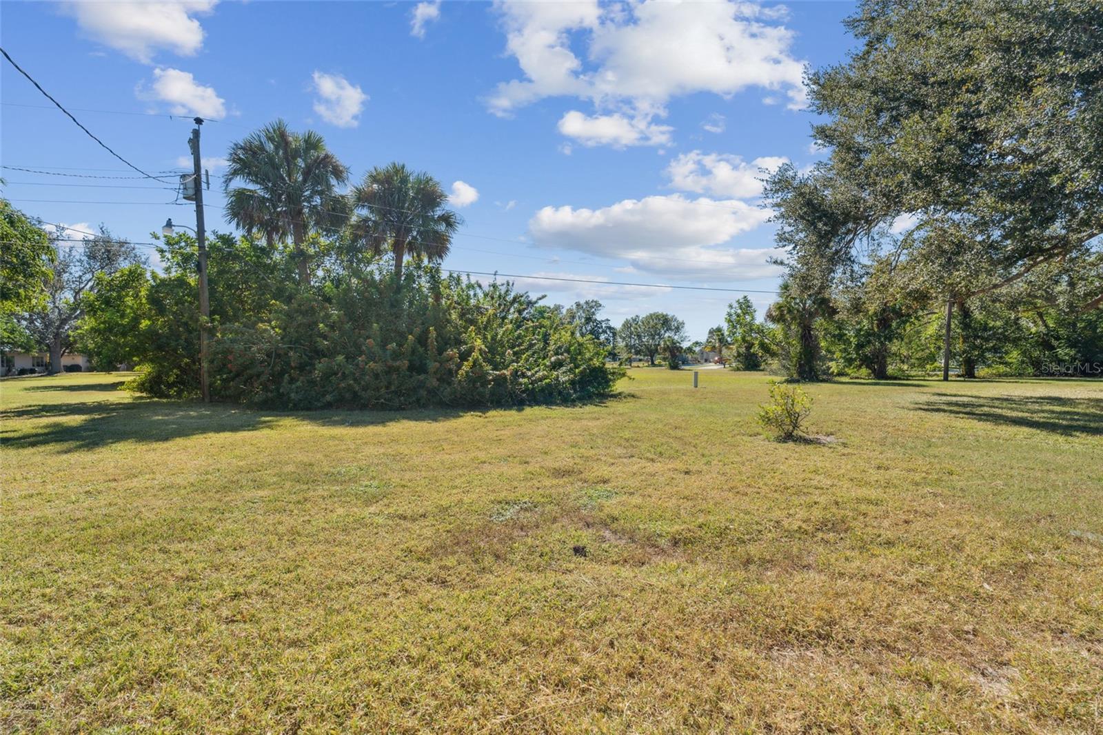 235 THISTLE CT, LEHIGH ACRES, FL — photo 28