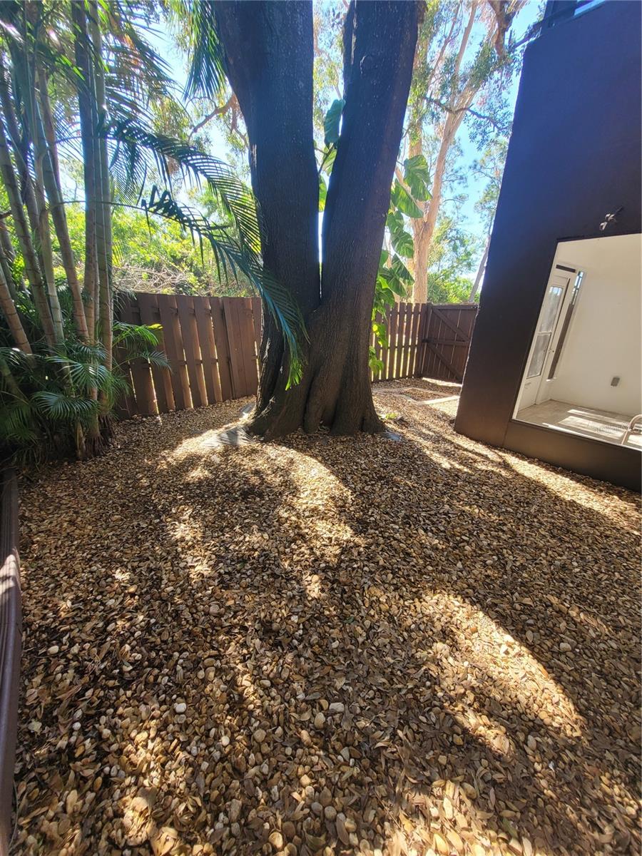 760 S VILLAGE DR N #103, ST PETERSBURG, FL — photo 12
