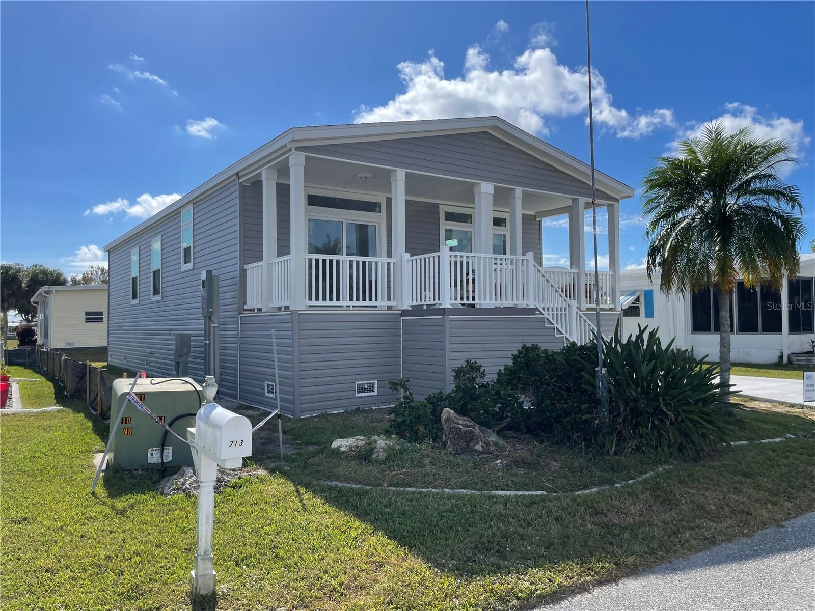 715 BLACKBURN BLVD, NORTH PORT, FL