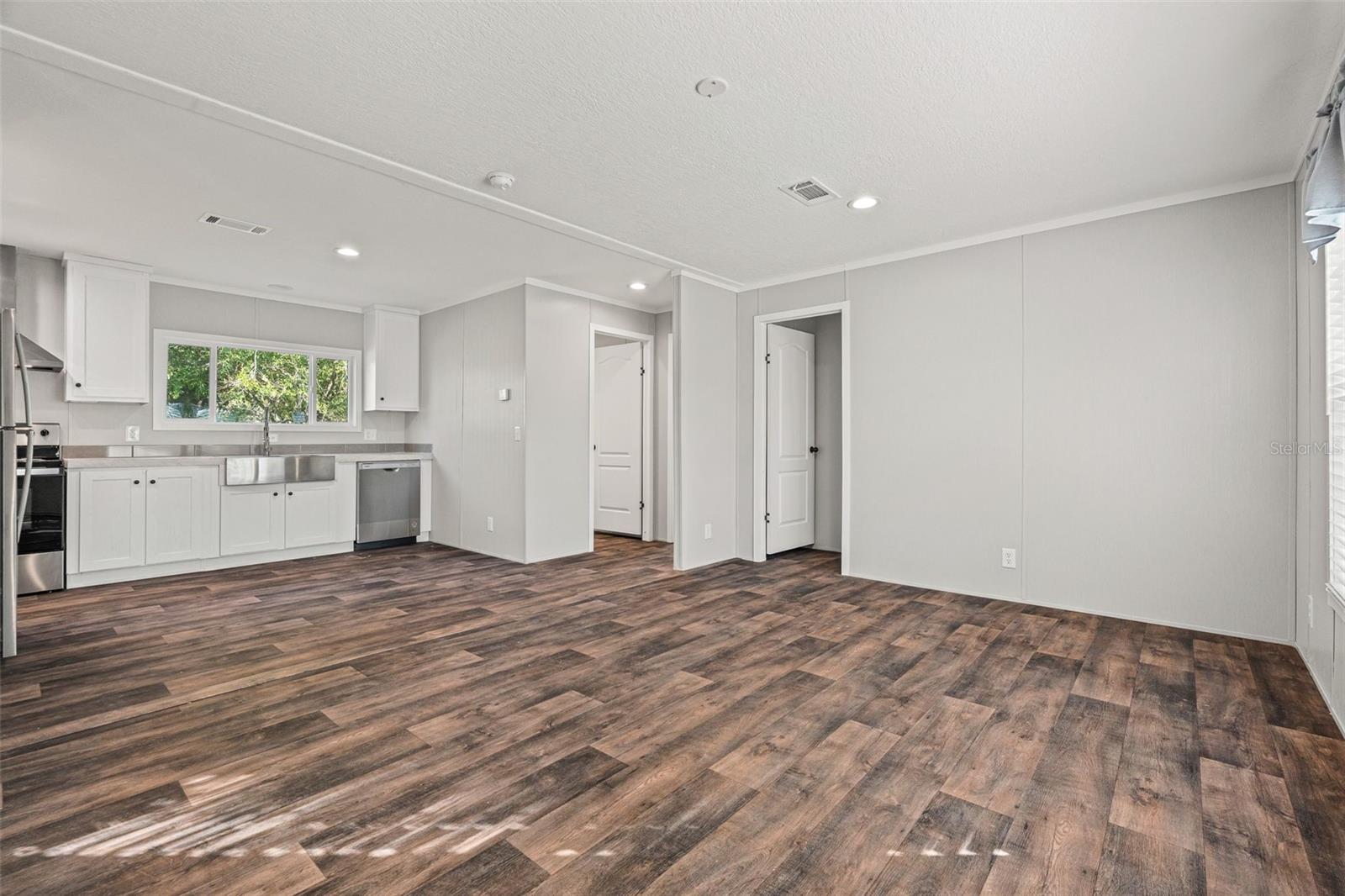 8432 SWEDEN BLVD, PUNTA GORDA, FL — photo 5