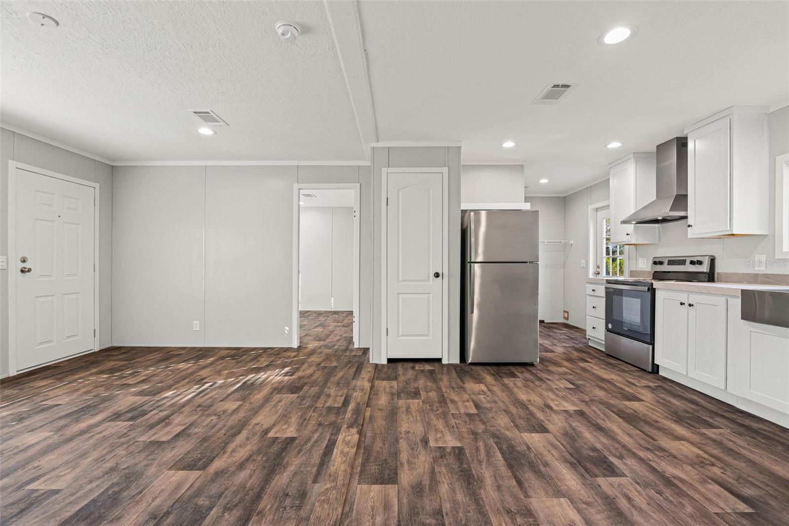 8432 SWEDEN BLVD, PUNTA GORDA, FL — photo 8