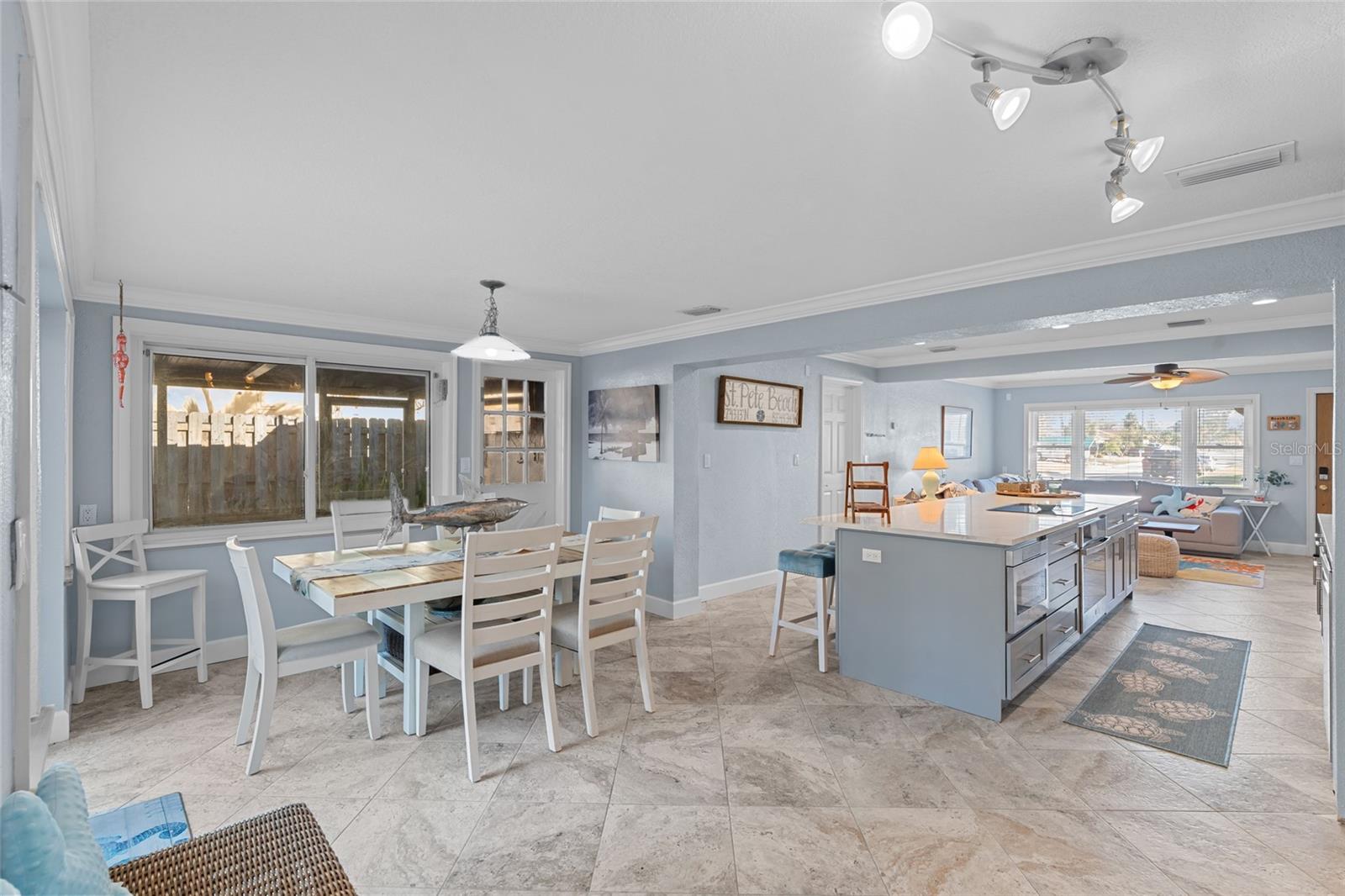 284 44TH AVE, ST PETE BEACH, FL — photo 44