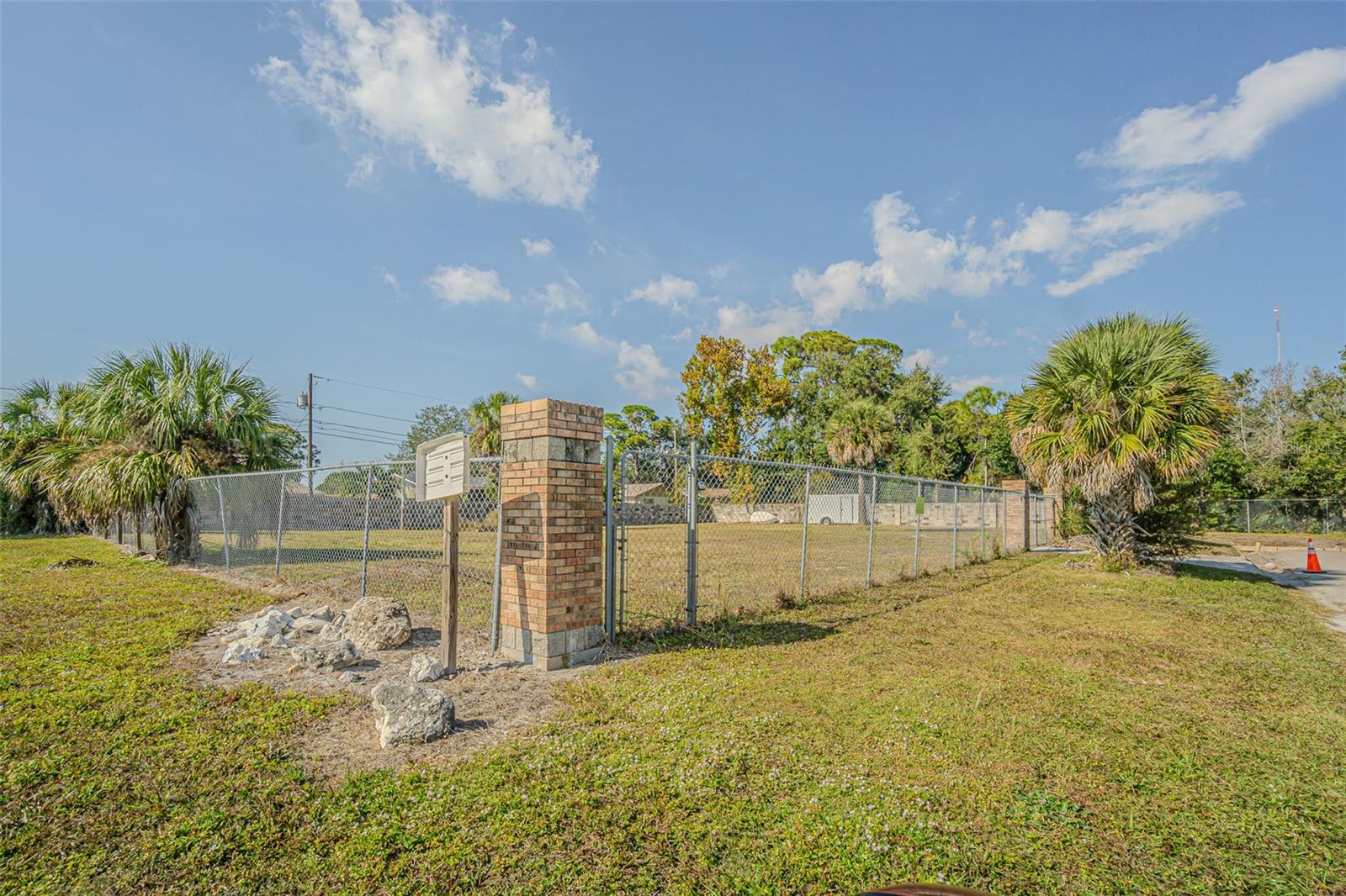 7598 90TH ST, SEMINOLE, FL