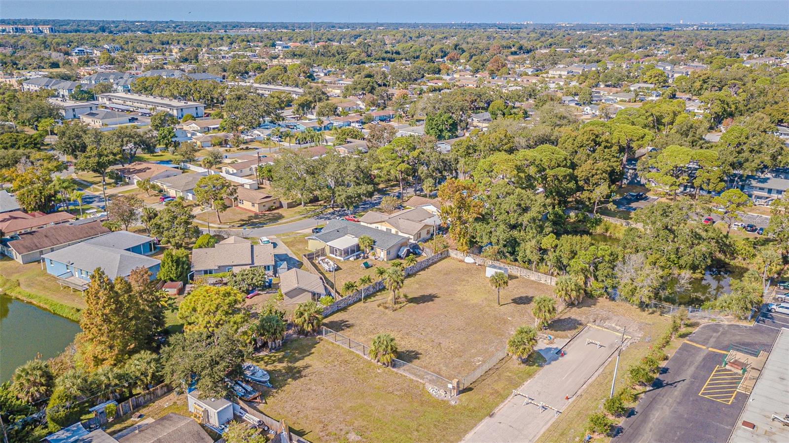 7598 90TH ST, SEMINOLE, FL — photo 15