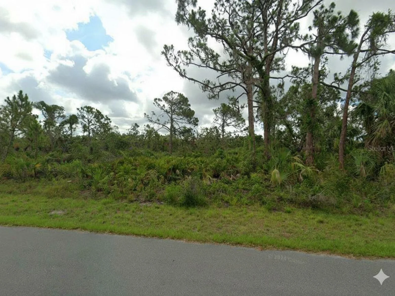 2216 PRIVATE CIR, PORT CHARLOTTE, FL — photo 4