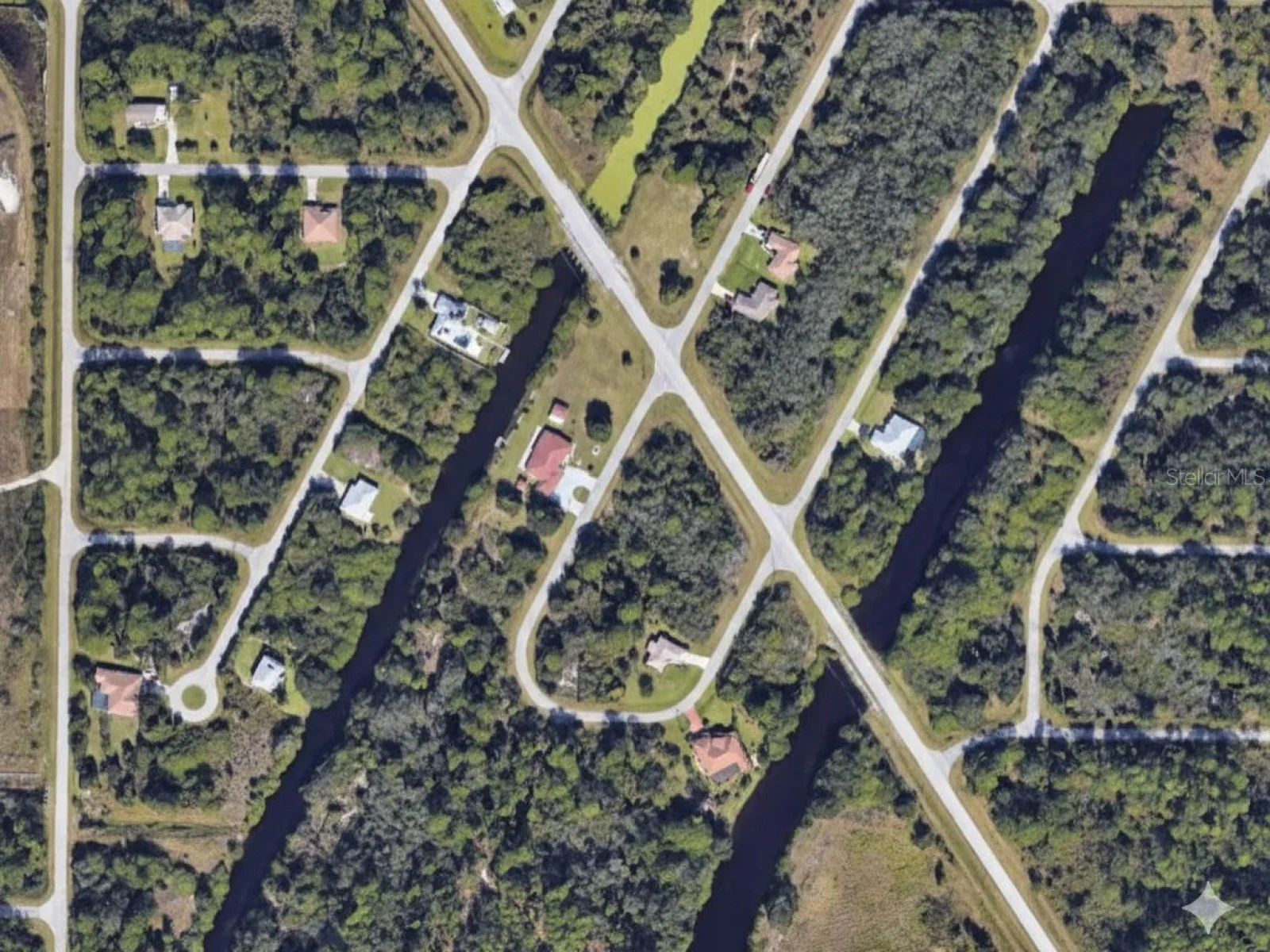 2216 PRIVATE CIR, PORT CHARLOTTE, FL — photo 7
