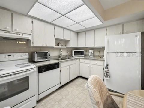 12 QUAILS RUN BLVD #7, ENGLEWOOD, FL — photo 4