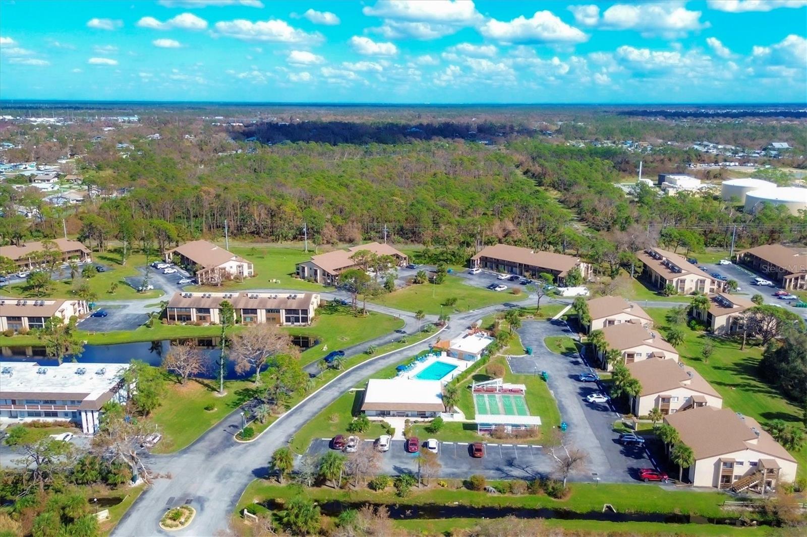 12 QUAILS RUN BLVD #7, ENGLEWOOD, FL — photo 17