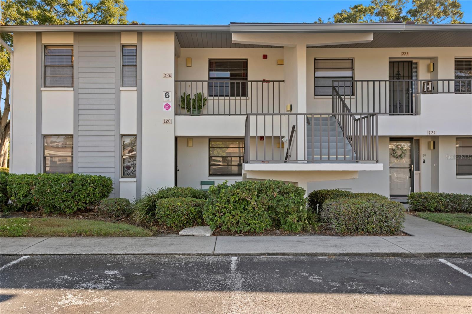 1601 43RD ST N #220, ST PETERSBURG, FL
