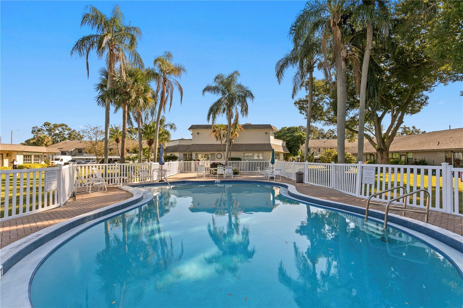 1601 43RD ST N #220, ST PETERSBURG, FL — photo 35