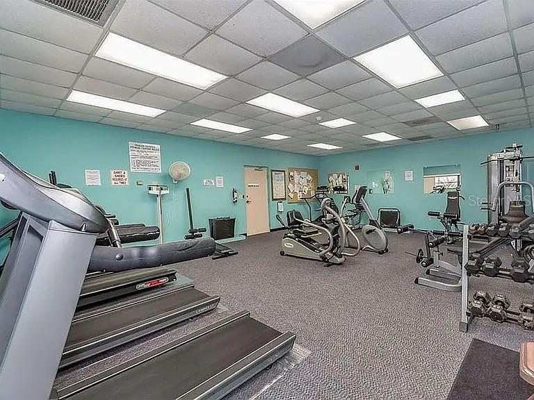 2216 PENNSYLVANIA AVE, BRADENTON, FL — photo 42
