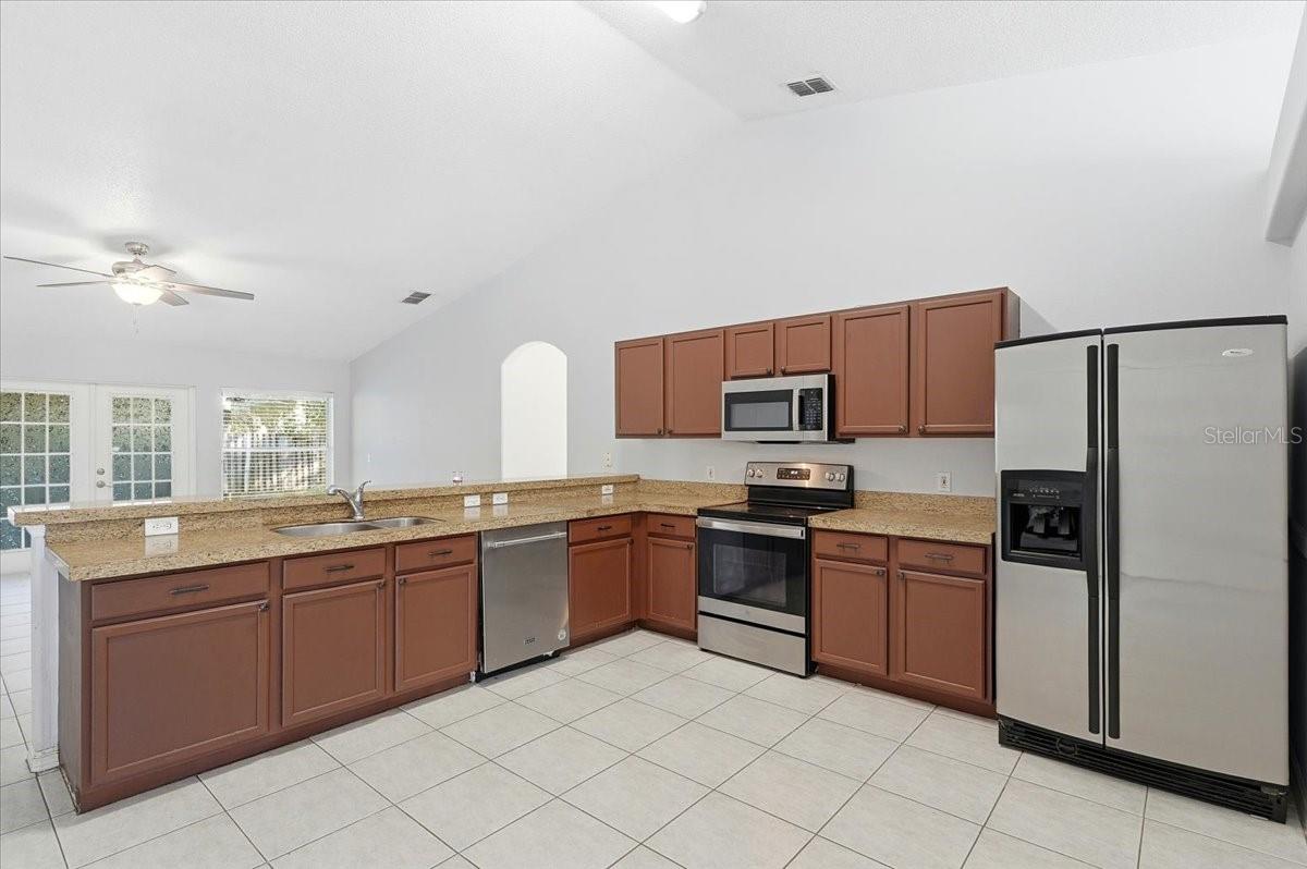 1158 PERPIGNAN CT, KISSIMMEE, FL — photo 12