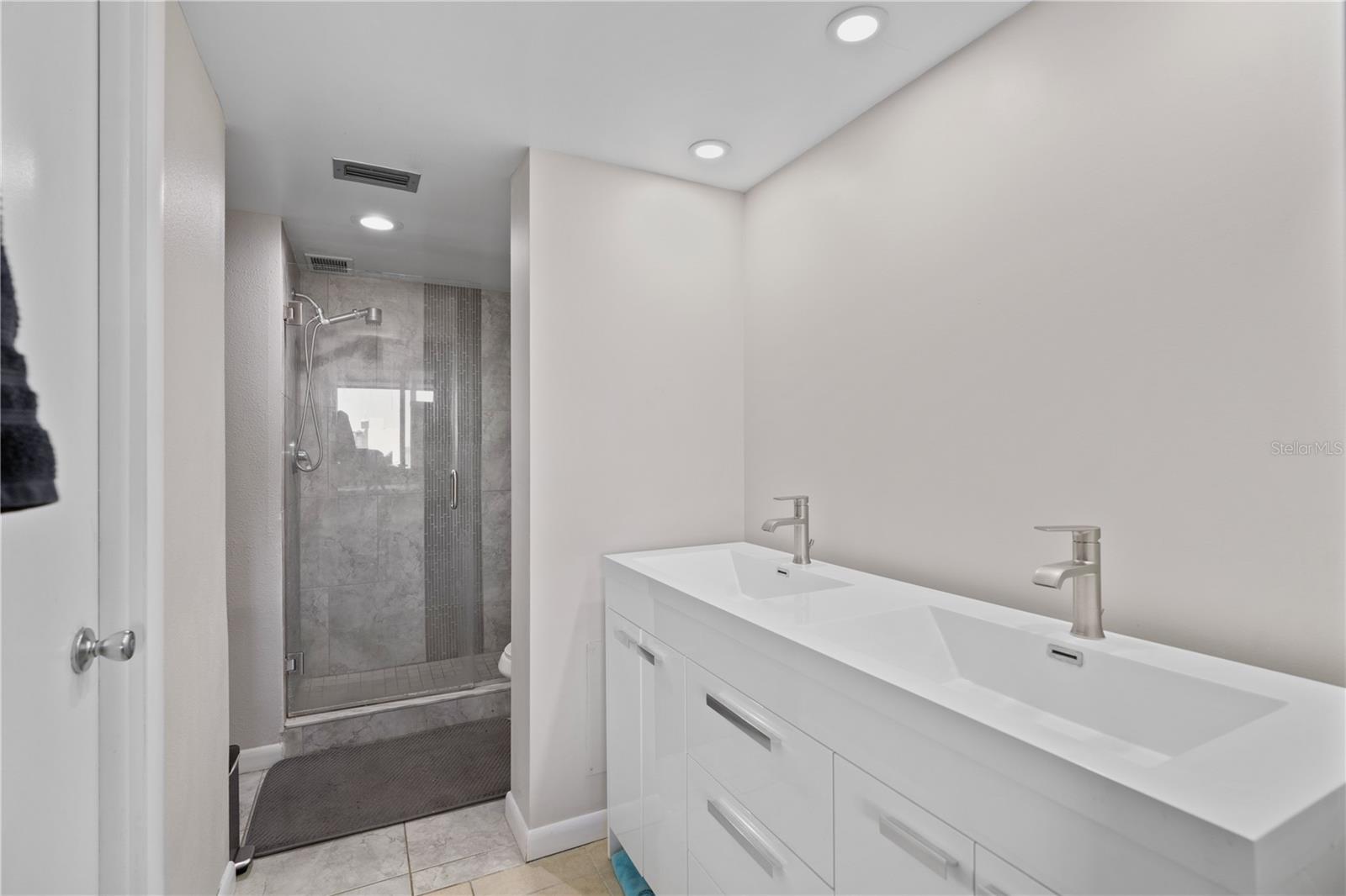 2621 COVE CAY DR #804, CLEARWATER, FL — photo 11