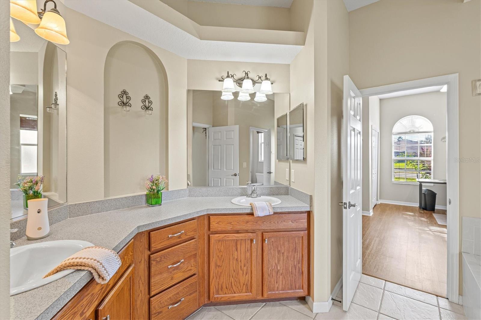 14757 2ND AVENUE CIR NE, BRADENTON, FL — photo 32