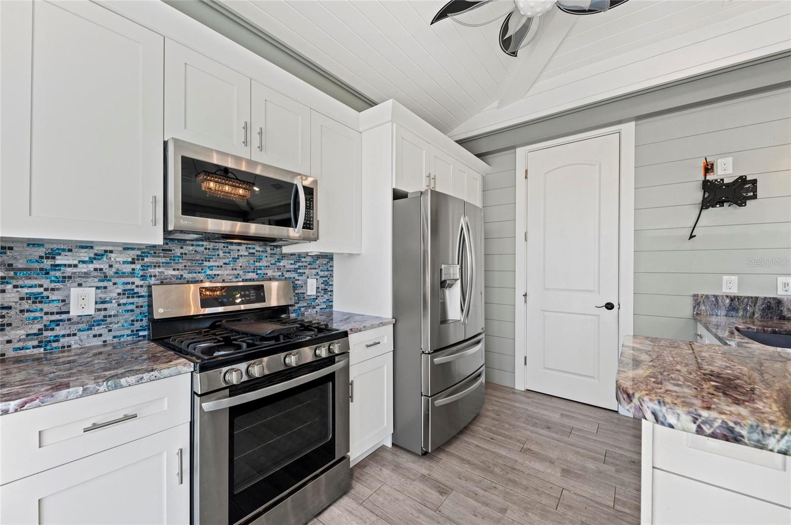 8239 SW SAND CRANE CIR #LOT 11, ARCADIA, FL — photo 11