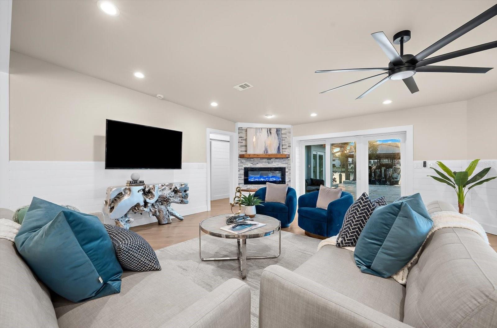 330 LEEWARD IS, CLEARWATER BEACH, FL — photo 10
