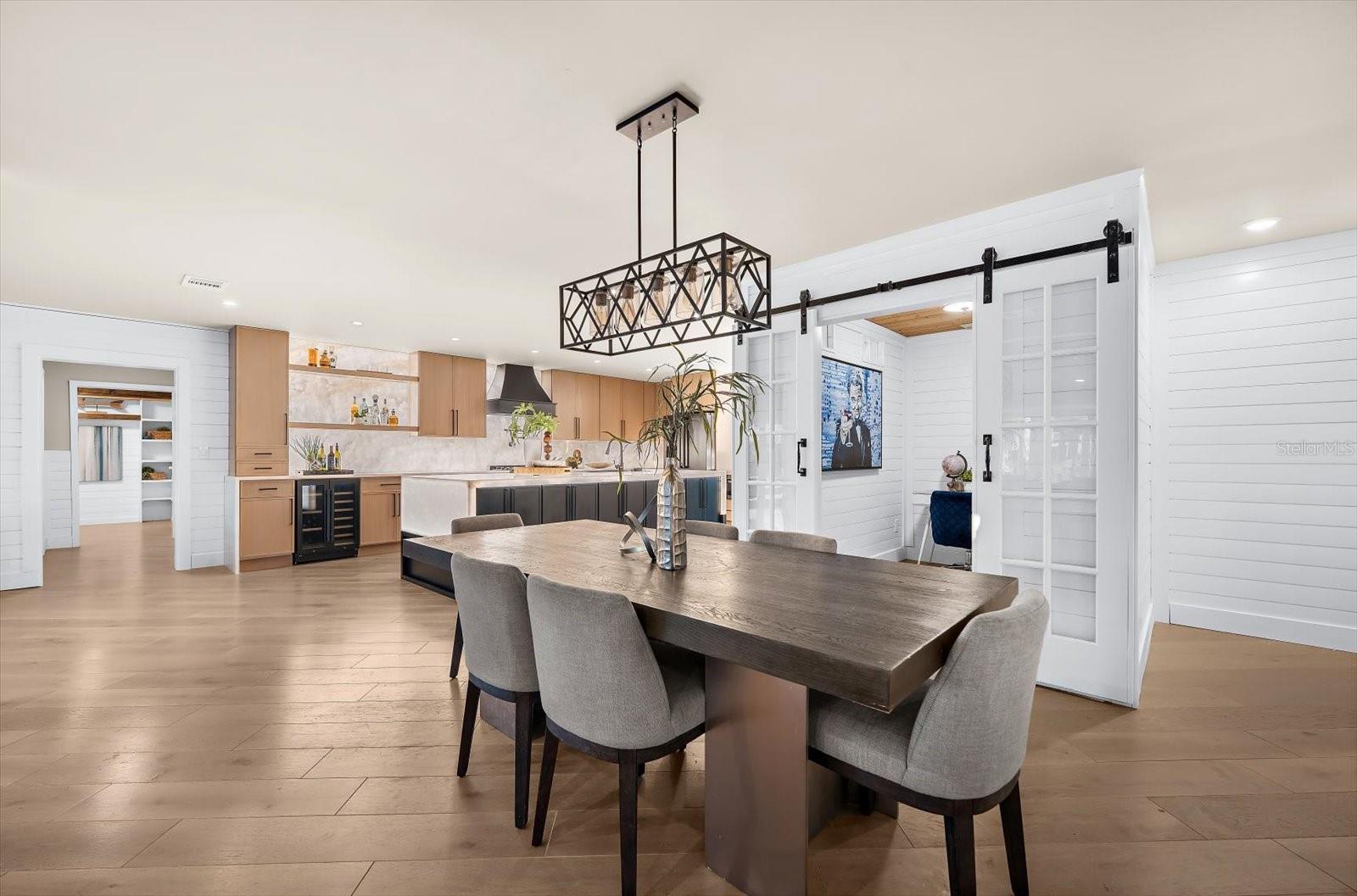 330 LEEWARD IS, CLEARWATER BEACH, FL — photo 13