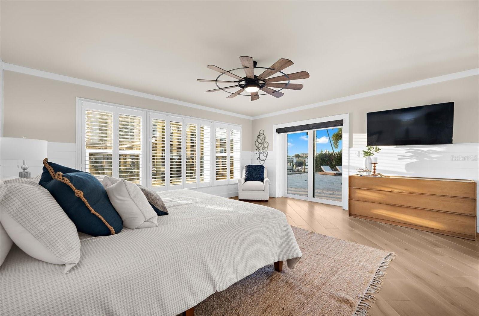 330 LEEWARD IS, CLEARWATER BEACH, FL — photo 27