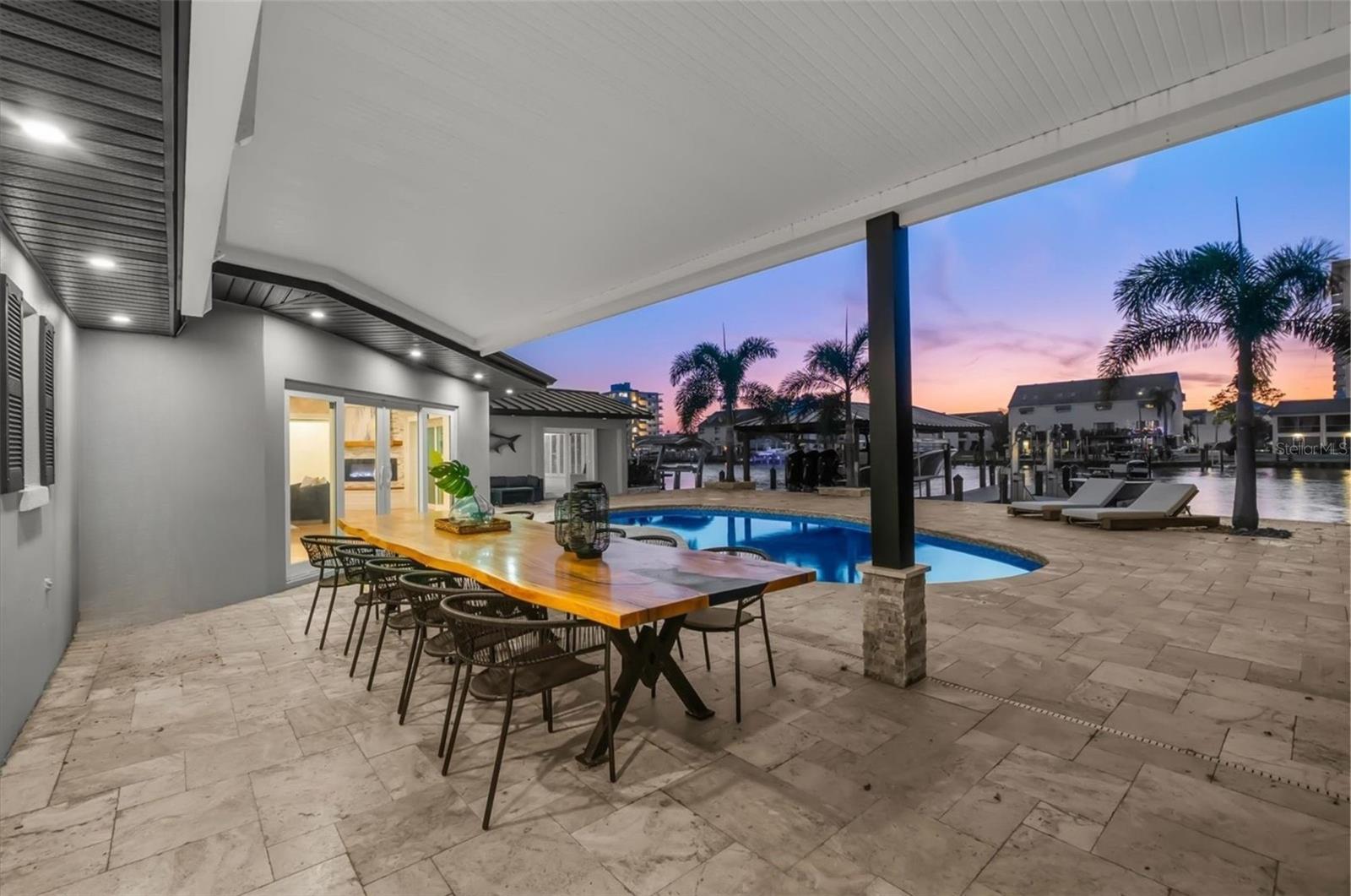 330 LEEWARD IS, CLEARWATER BEACH, FL — photo 43