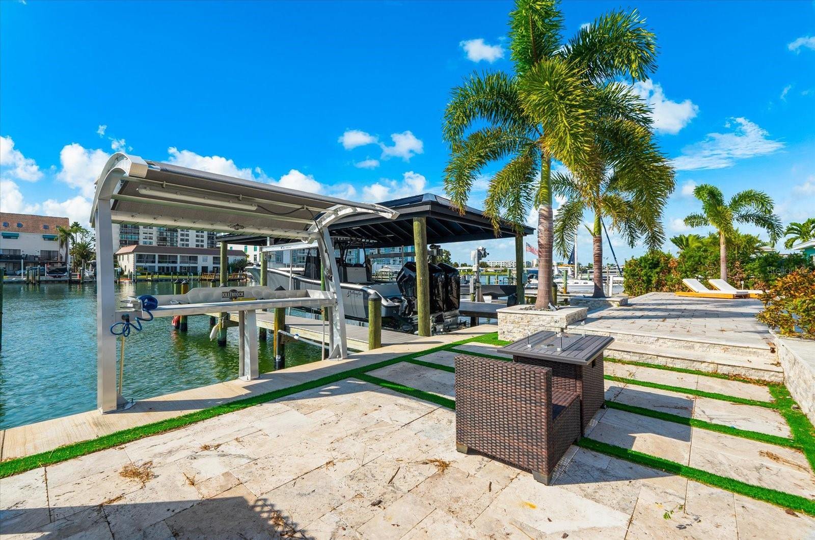 330 LEEWARD IS, CLEARWATER BEACH, FL — photo 57
