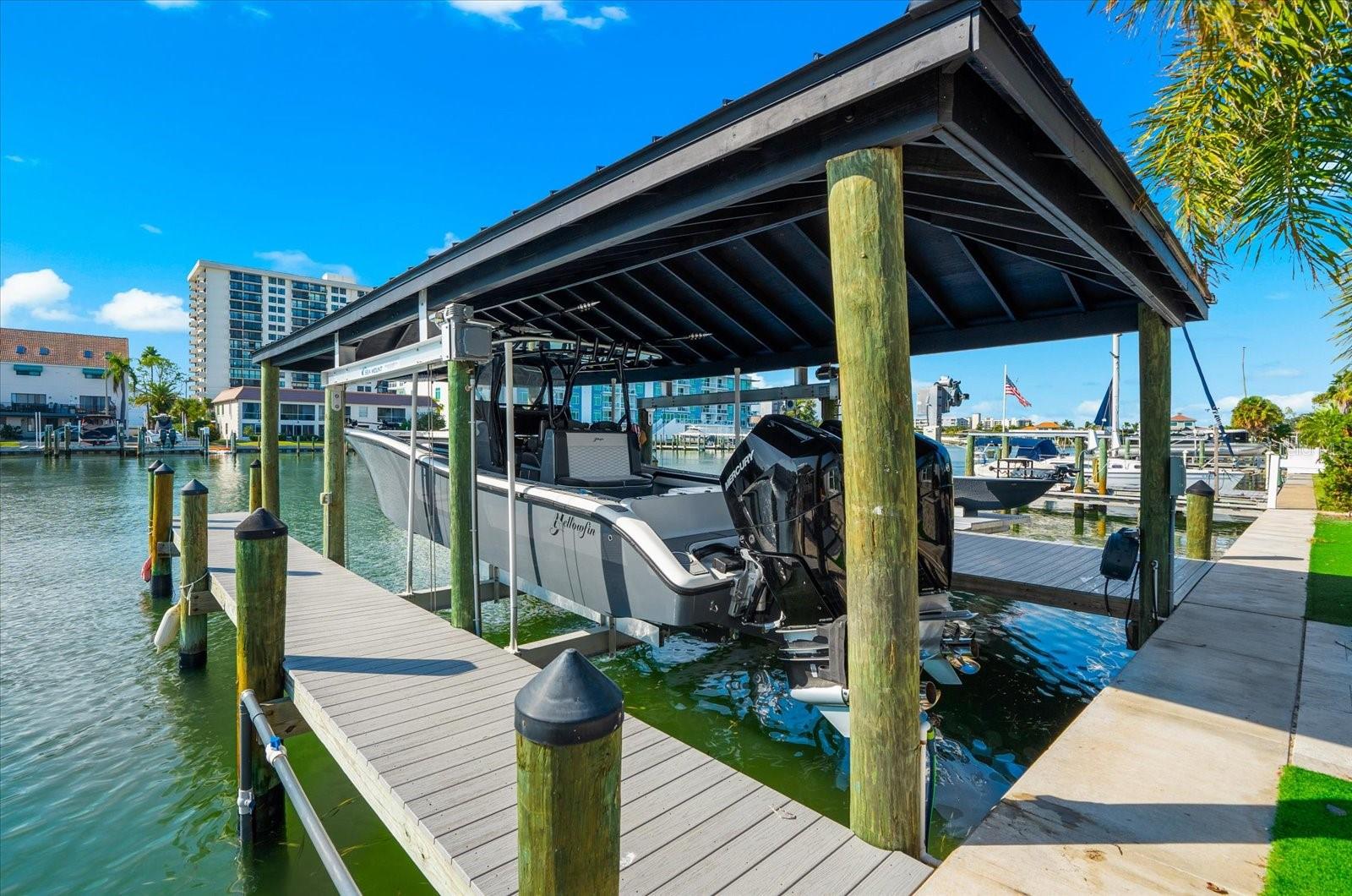 330 LEEWARD IS, CLEARWATER BEACH, FL — photo 58