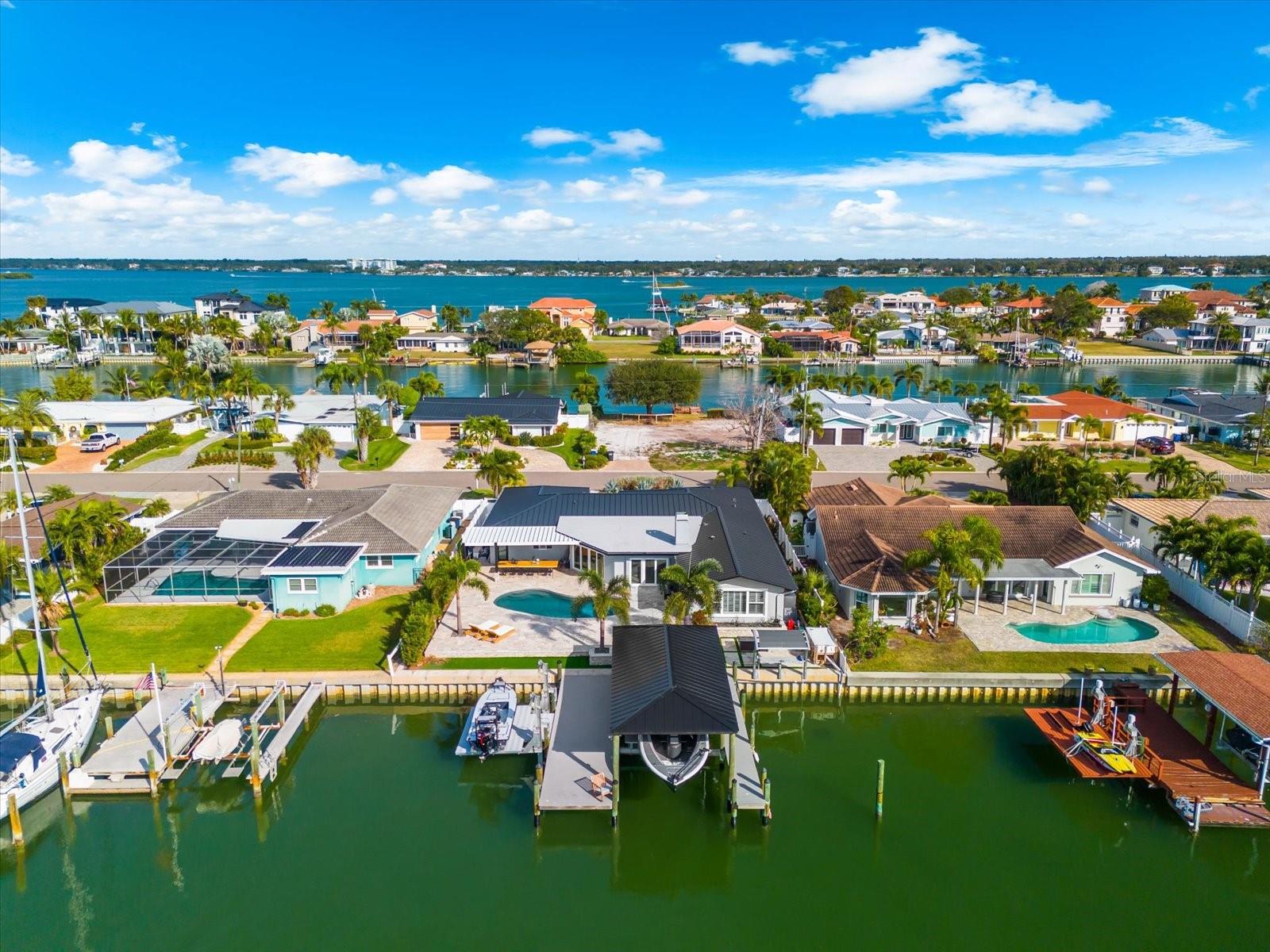 330 LEEWARD IS, CLEARWATER BEACH, FL — photo 66