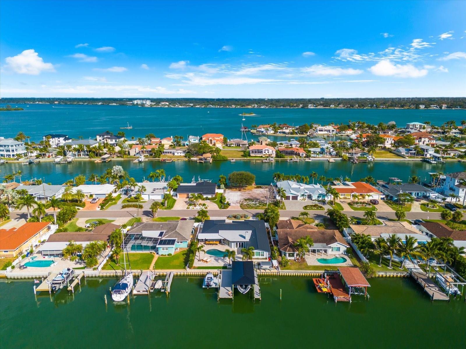 330 LEEWARD IS, CLEARWATER BEACH, FL — photo 68