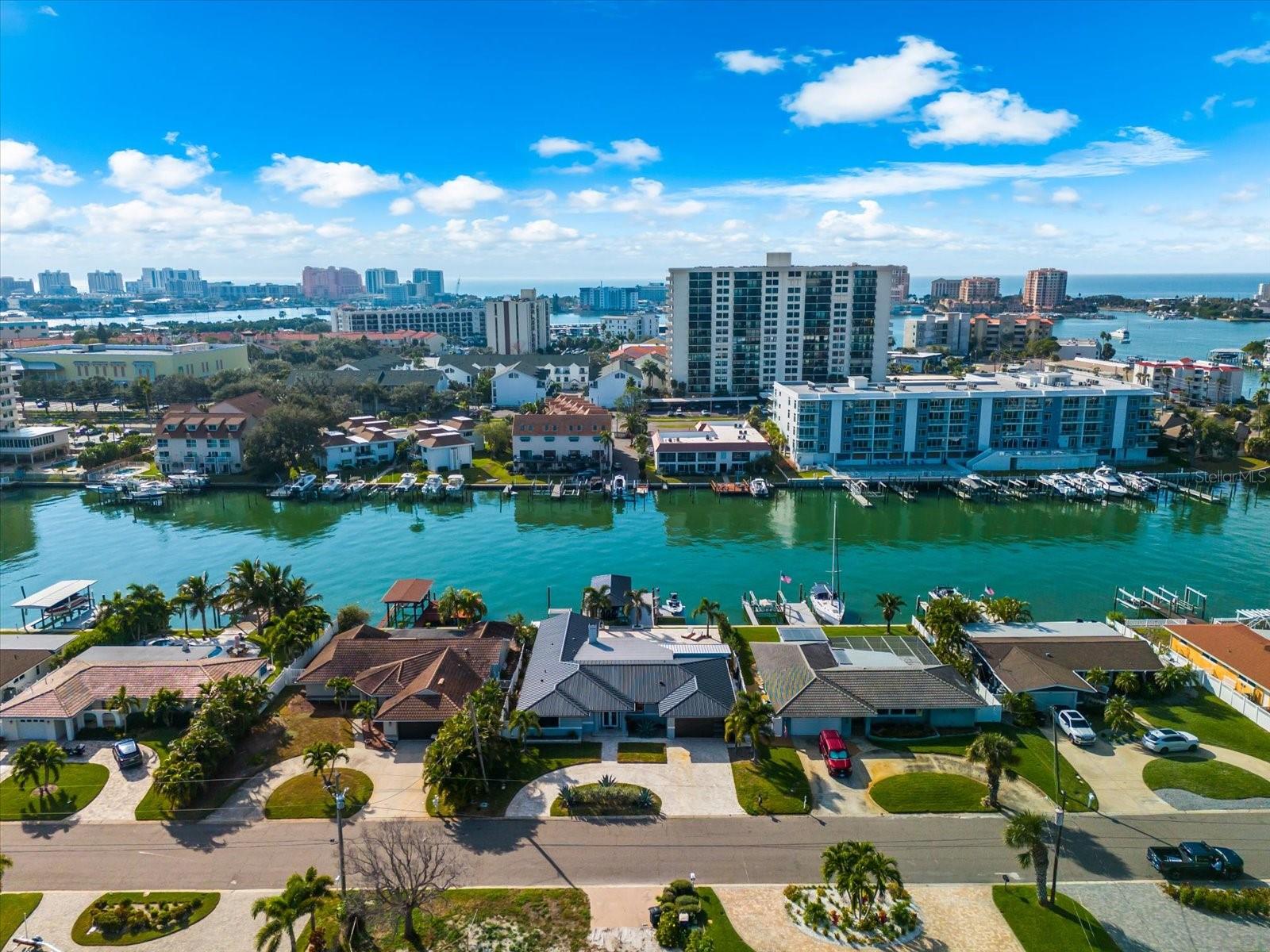 330 LEEWARD IS, CLEARWATER BEACH, FL — photo 72