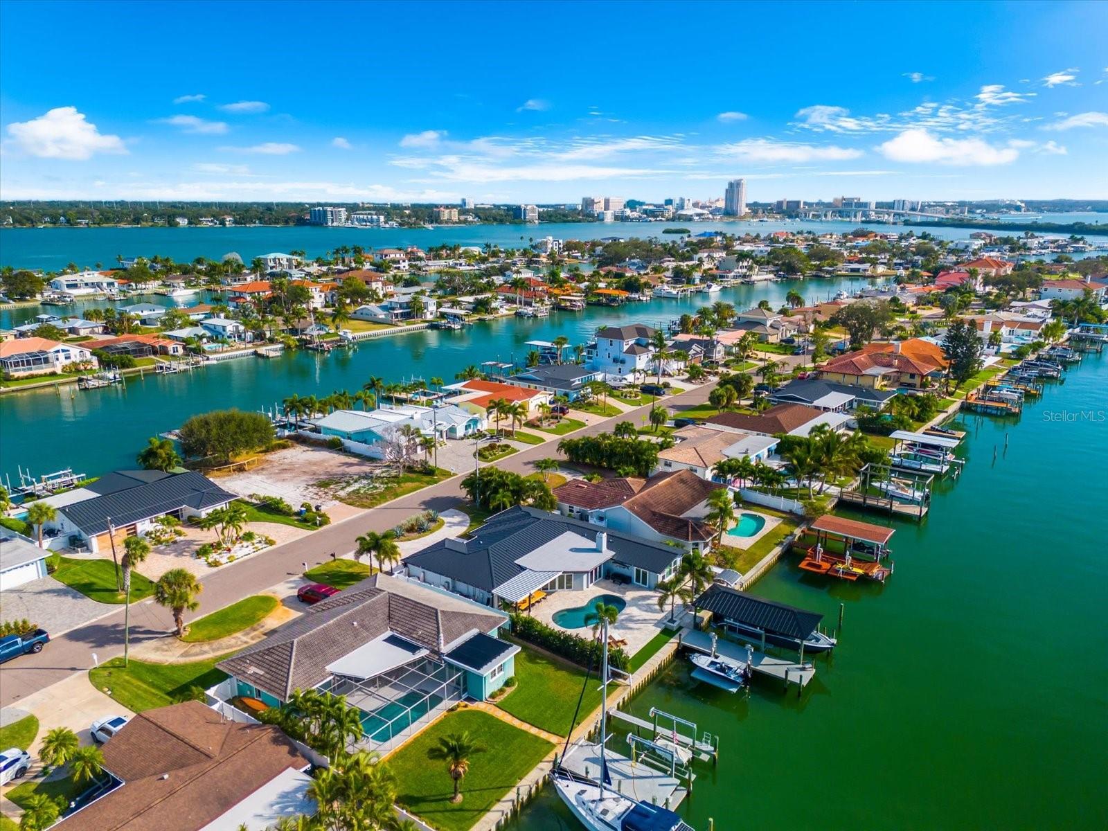 330 LEEWARD IS, CLEARWATER BEACH, FL — photo 75