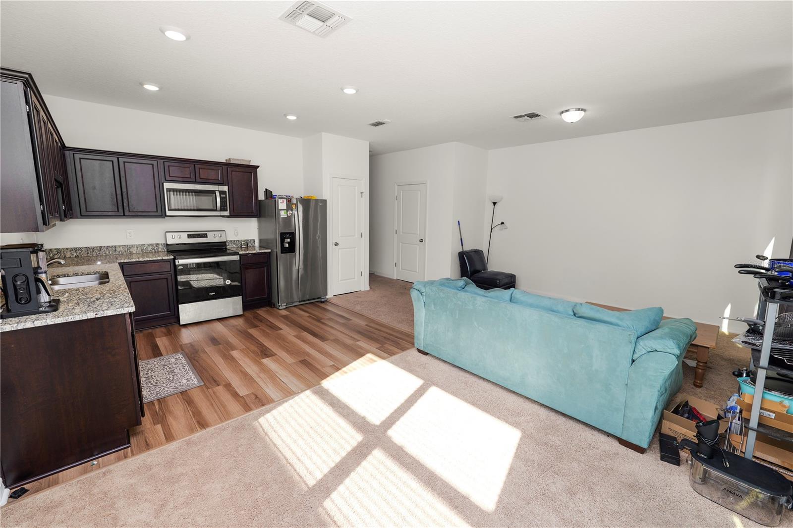 665 MADISON DR, DAVENPORT, FL — photo 12
