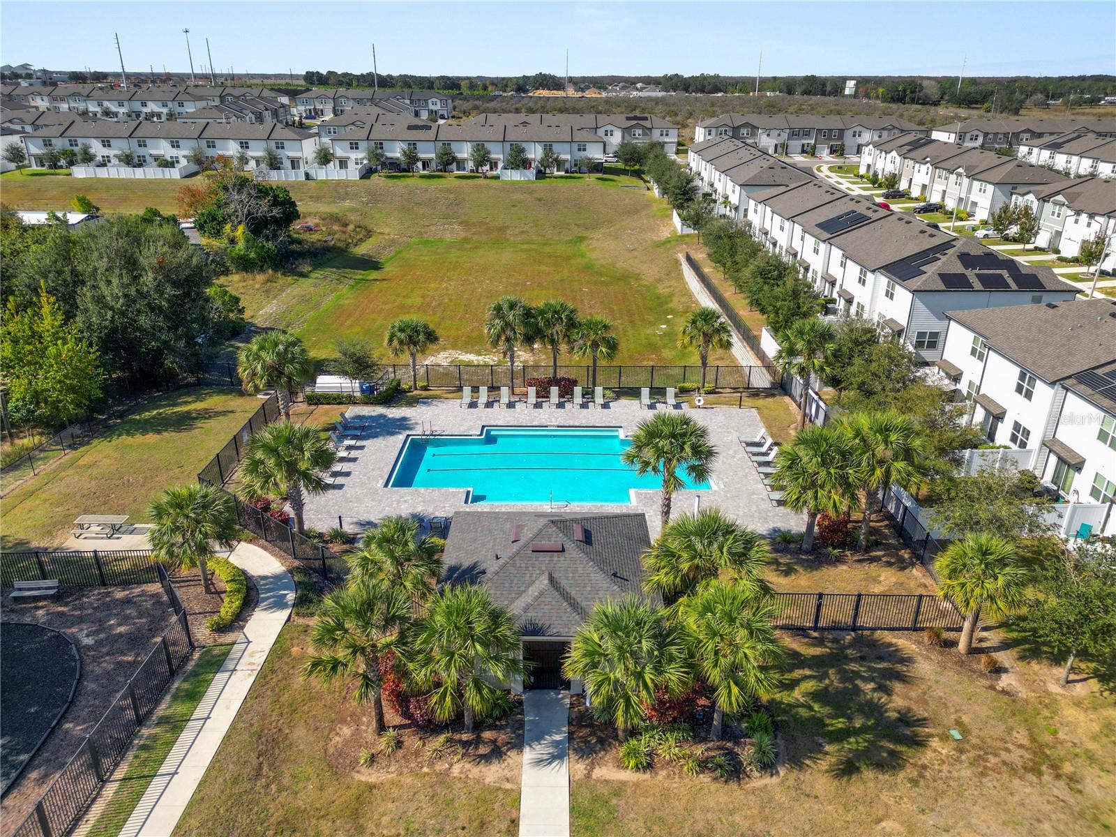 665 MADISON DR, DAVENPORT, FL — photo 35