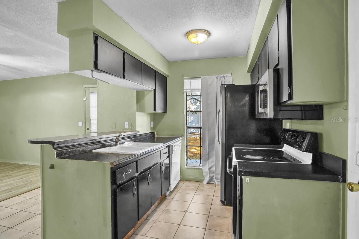 1817 CRYSTAL GROVE DR, LAKELAND, FL — photo 14