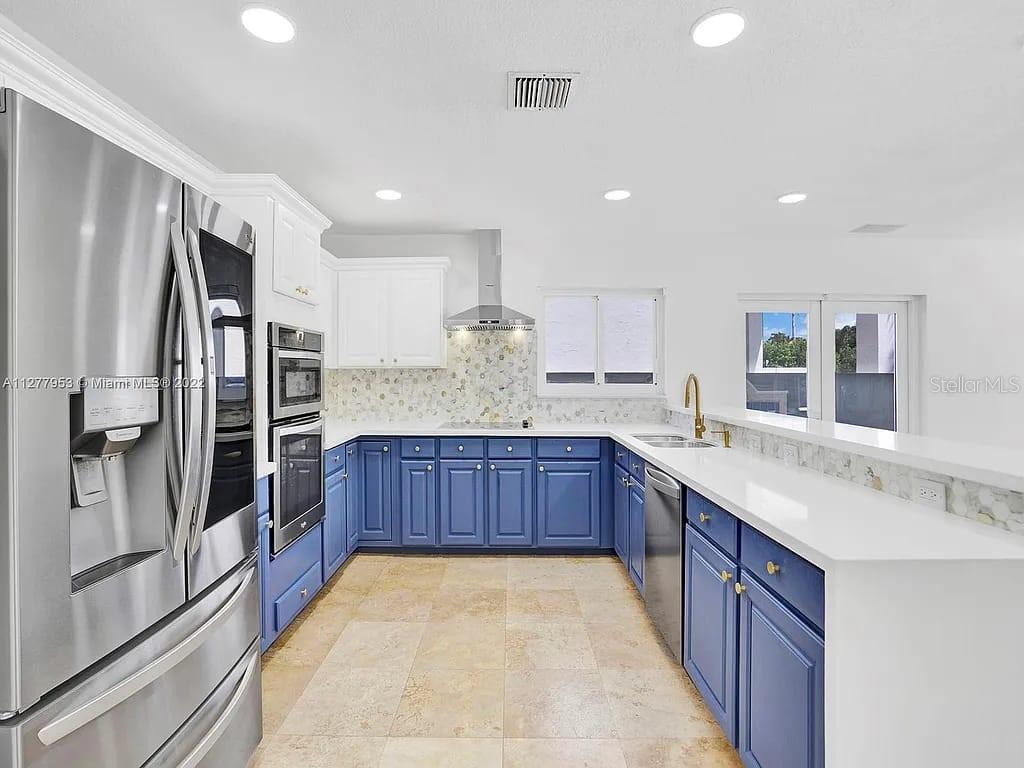 15945 NW 82ND CT, MIAMI LAKES, FL — photo 8