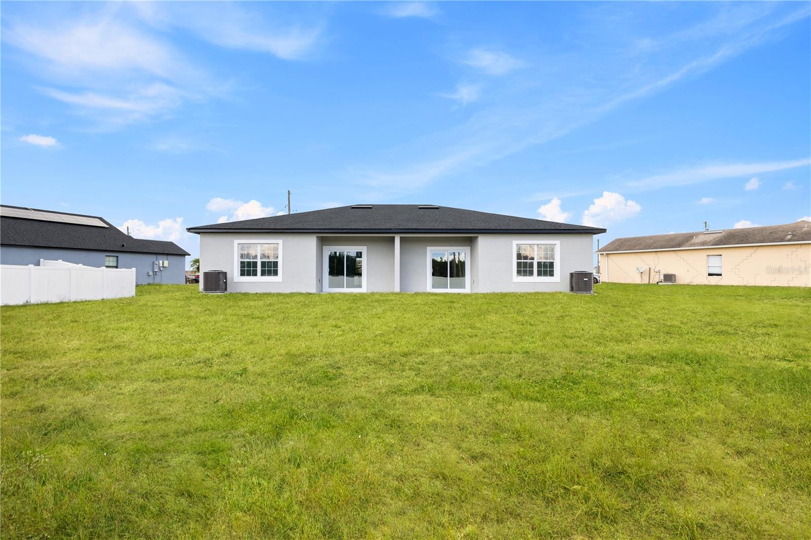 476-474 COLUMBIA CT, POINCIANA, FL — photo 4