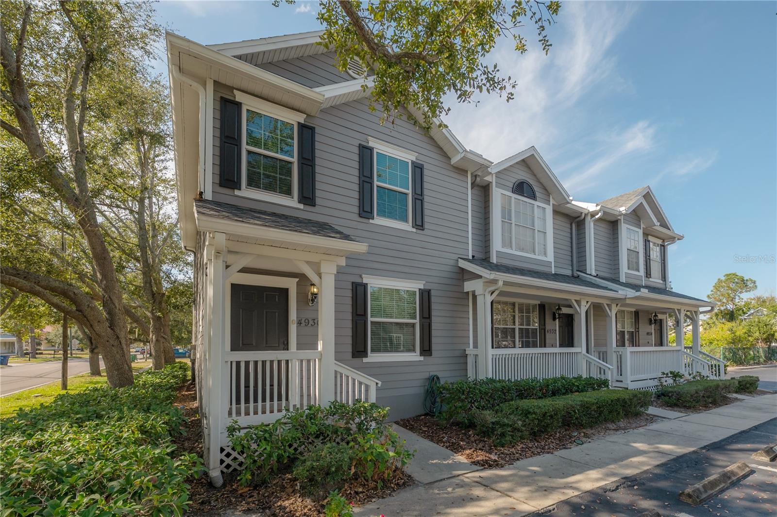 4930 ELIZABETH ANNE CIR, TAMPA, FL — photo 4