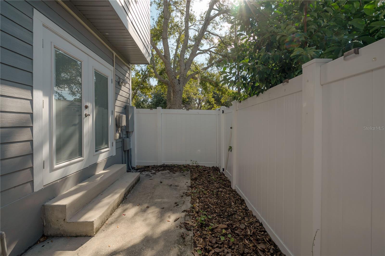 4930 ELIZABETH ANNE CIR, TAMPA, FL — photo 17