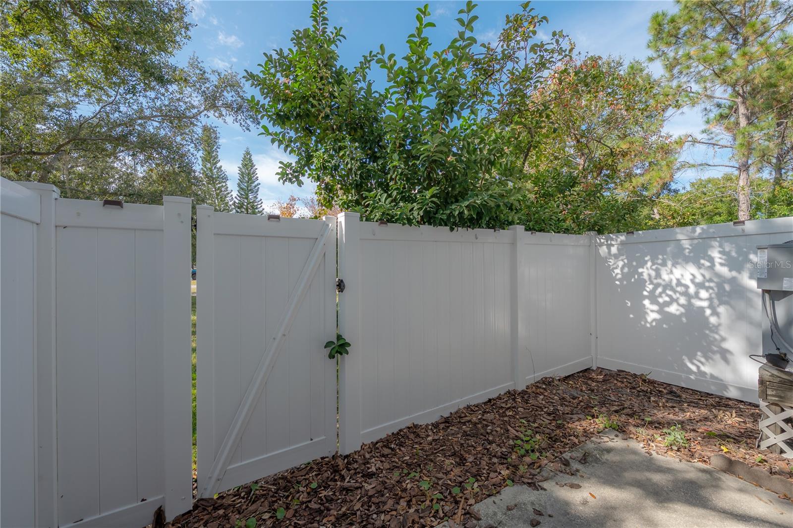 4930 ELIZABETH ANNE CIR, TAMPA, FL — photo 18