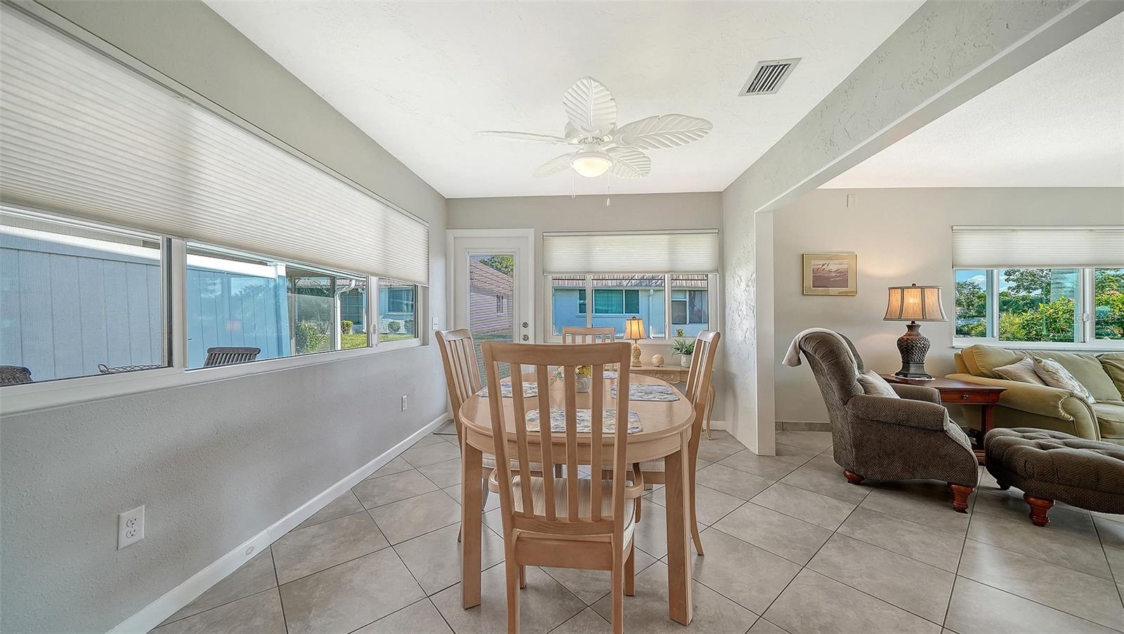 2657 RIVERBLUFF PKWY #V122, SARASOTA, FL — photo 11
