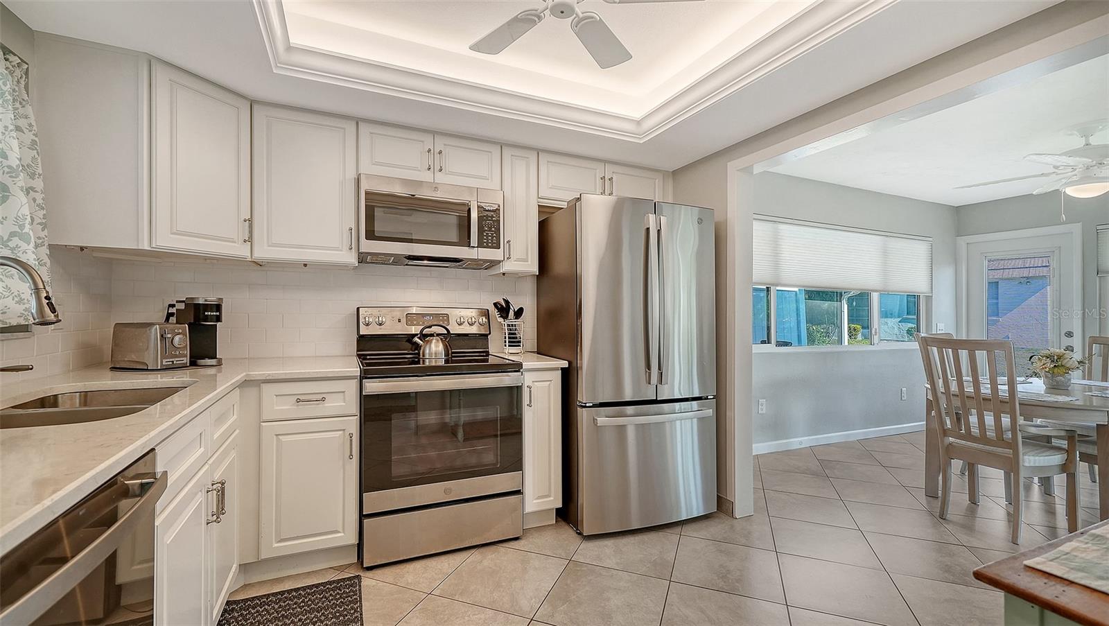 2657 RIVERBLUFF PKWY #V122, SARASOTA, FL — photo 14