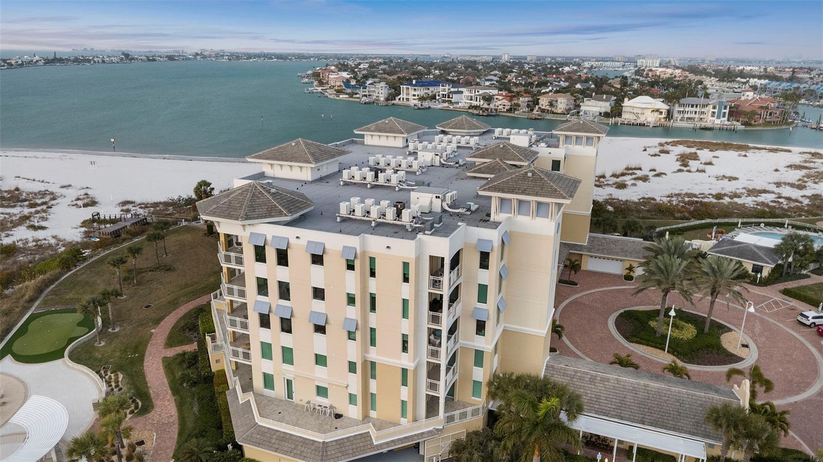 800 COLLANY RD #302, ST PETERSBURG, FL — photo 3