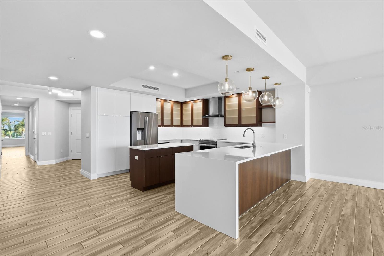 800 COLLANY RD #302, ST PETERSBURG, FL — photo 15