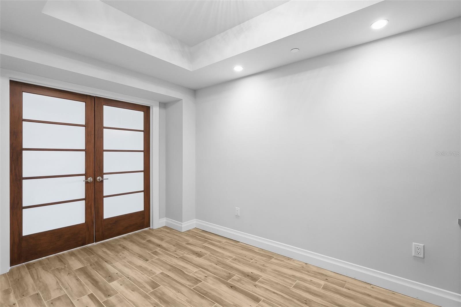 800 COLLANY RD #302, ST PETERSBURG, FL — photo 22