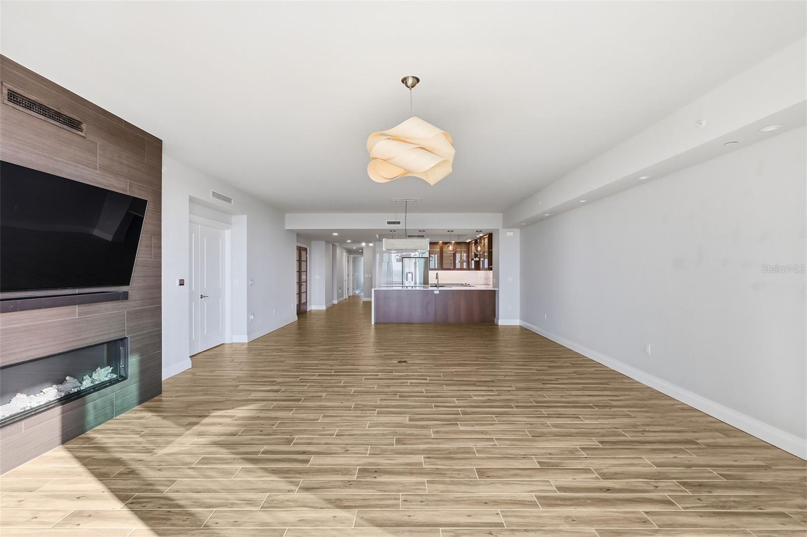 800 COLLANY RD #302, ST PETERSBURG, FL — photo 29