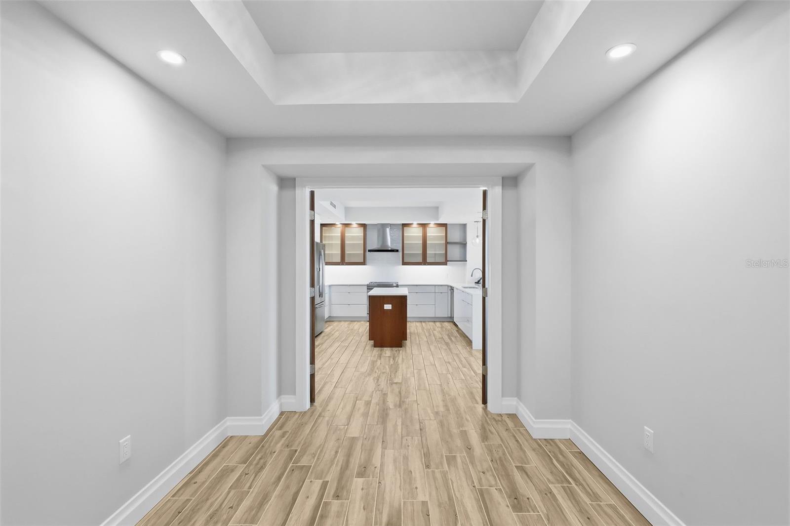 800 COLLANY RD #302, ST PETERSBURG, FL — photo 30