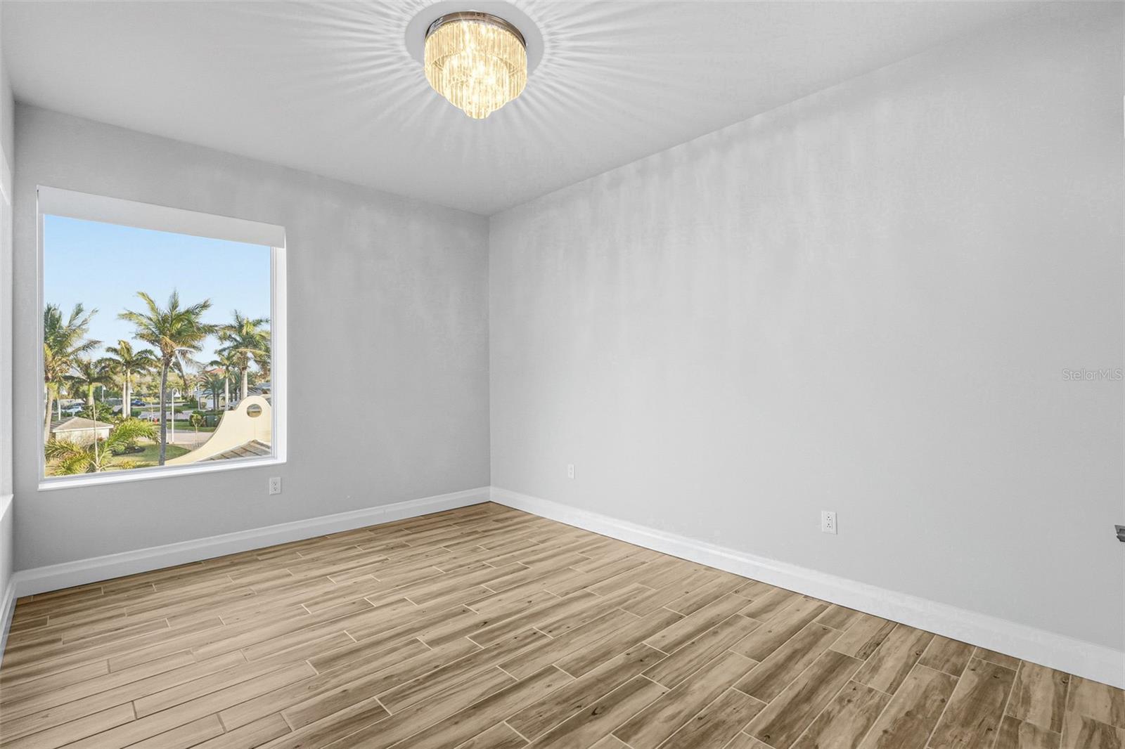 800 COLLANY RD #302, ST PETERSBURG, FL — photo 32