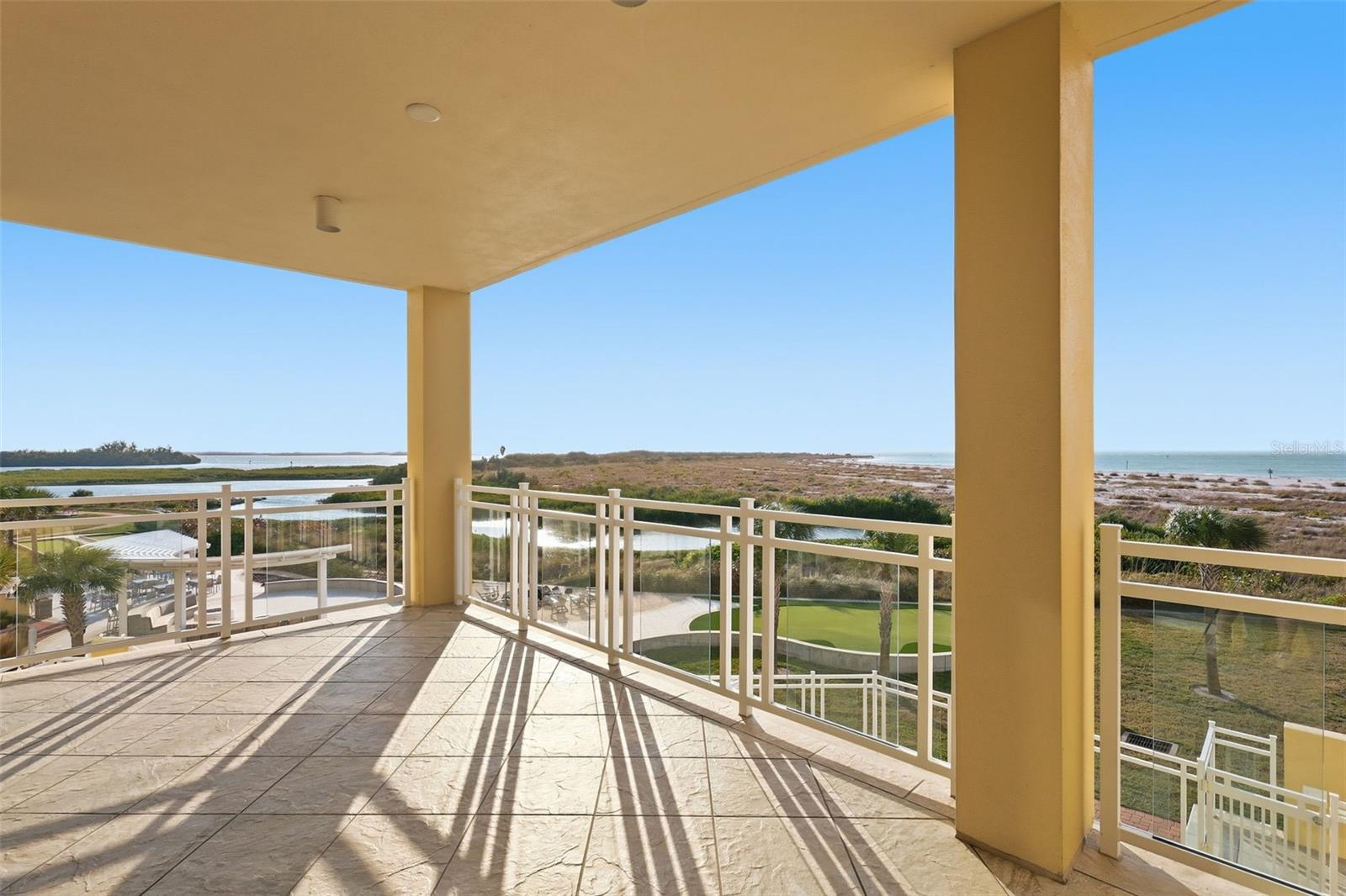 800 COLLANY RD #302, ST PETERSBURG, FL — photo 36