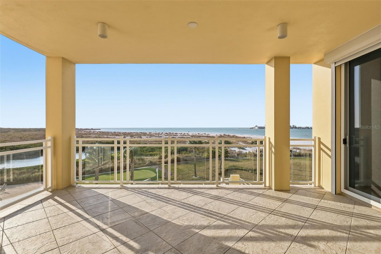 800 COLLANY RD #302, ST PETERSBURG, FL — photo 37